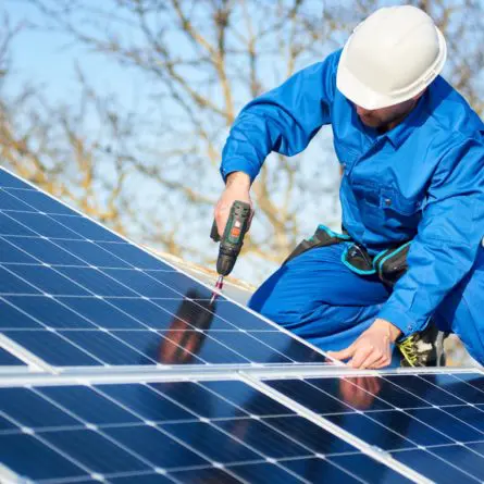 Báo giá trọn bộ Điện mặt trời Hòa lưới bám tải 10kW - Bảo hành 5 năm Chính hãng 37 Công lắp đặt hệ thống pin năng lượng mặt trời 3kw