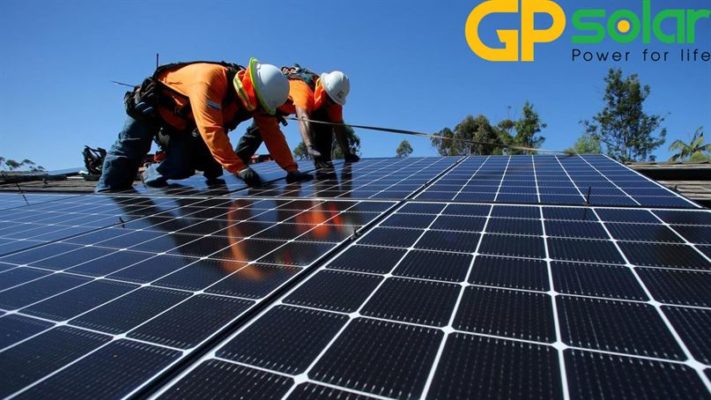 Giá bán điện cho EVN của điện mặt trời áp mái còn 5,2 – 5,8 cent/kWh 1 • lap dat he thong dien mat troi