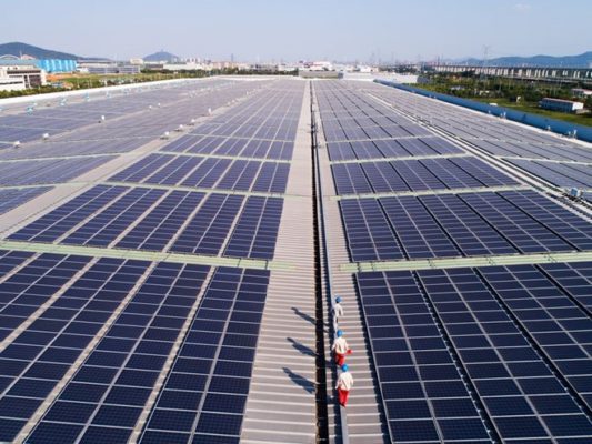 Công suất điện mặt trời đáng kinh ngạc của Trung Quốc