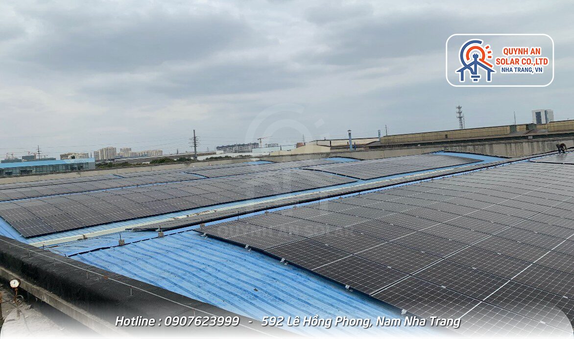 Khung Tấm Pin Năng Lượng Mặt Trời Composite (GFRP) Có gì Mới Lạ 15 Dùng trong nhà máy điện quang điện phân tán