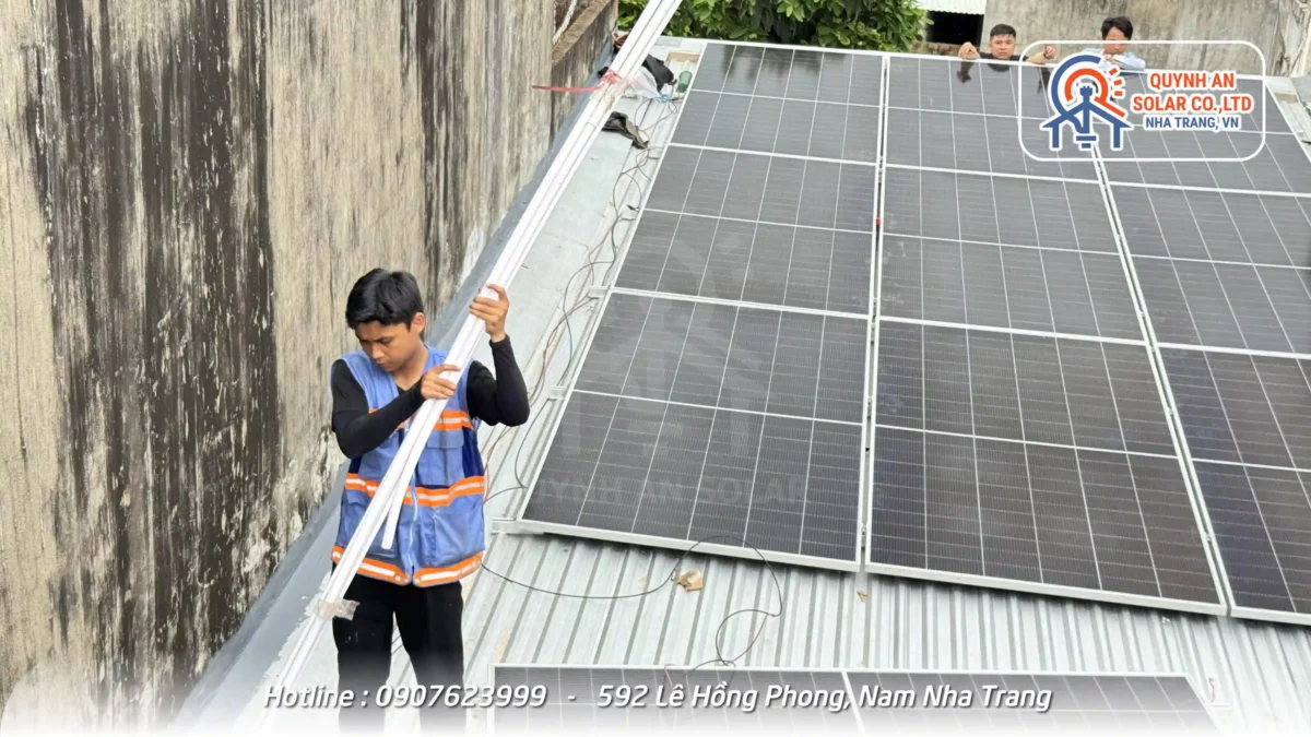 Sử dụng ống luồng/máng cáp để bảo vệ khỏi dây điện PV tác động vật lý, động vật gặm nhấm và tia UV