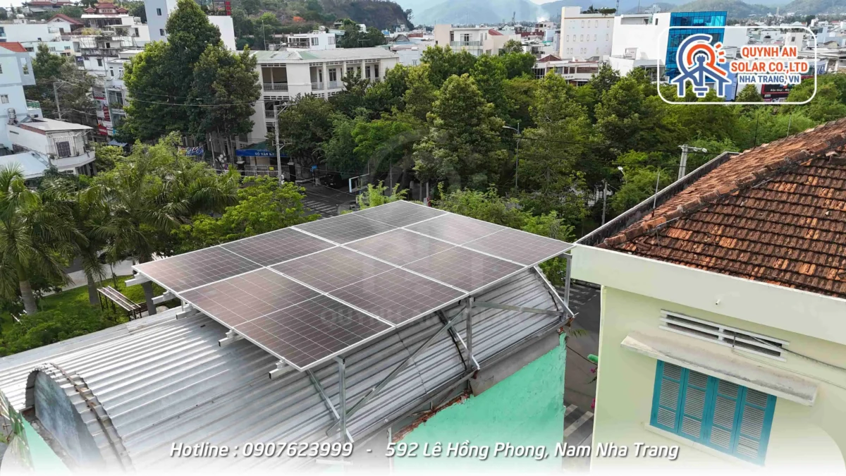&bull; Dan khung pin Dien nang luong mat troi Dan dung 2024